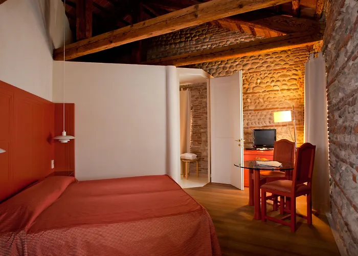 Ca' Sette Szálloda 4*